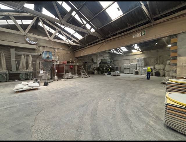 2,356M² WAREHOUSE TO LET IN EPPING INDUSTRIAL